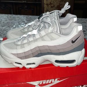 Nike Womens Air Max 95